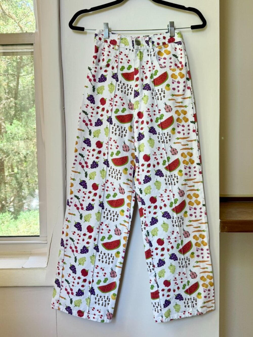 Lisa Says Gah Robyn Wide-Leg Jeans Farmers Market Fruit Print 25 - Picture 5 of 13